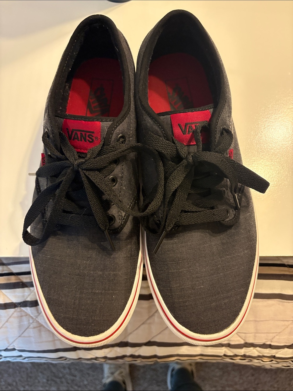 Men’s Vans causal shoe size 12 charcoal.